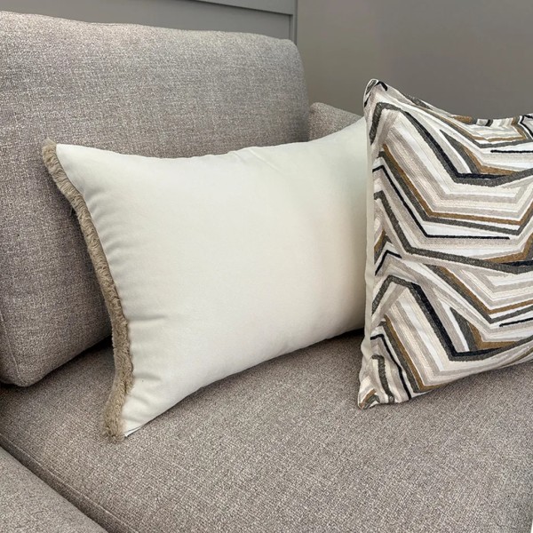 Coussin blanc cassé Flefe toast Short 70x50 Premium Filling Inclus Coussin blanc cassé Flefe toast Short 70x50 Premium Filling Inclus