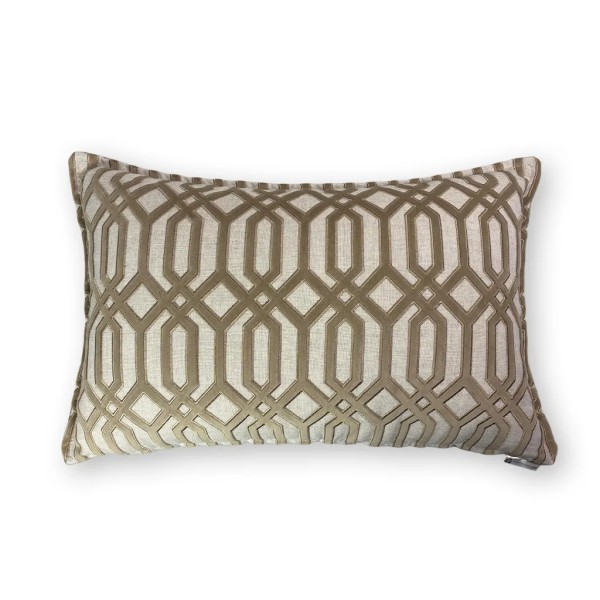 Cojín Geométrico Terciopelo camel pest. mín. 60X40 Relleno premium incluido