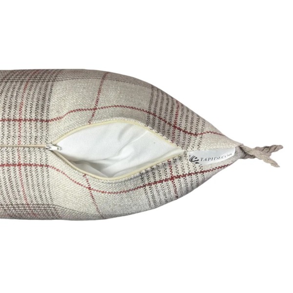 Cojín cuadros fondo beige fleco rizado caqui 50X50 Relleno Premium incluido