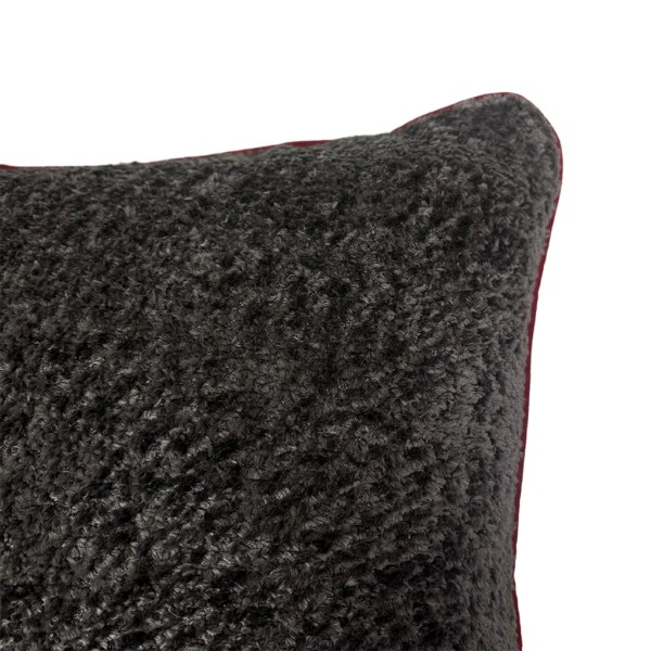 Cojín Suave tono topo Cordón Burdeos 50x50 Relleno premium incluido