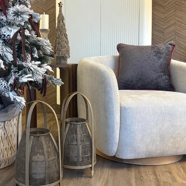 Cojín Suave tono topo Cordón Burdeos 50x50 Relleno premium incluido