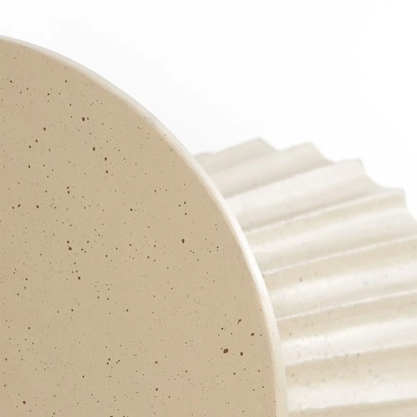 Mesa auxiliar metal arena ranurada y punteada  45x45x56 CM