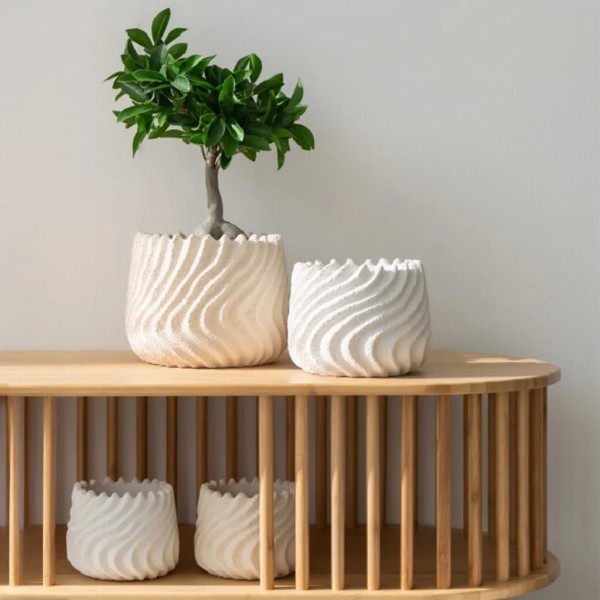 2 gray cement pot of 2 13.5X13.5X10.5