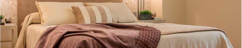 Tende, cuscini, moquette, tappeti, copriletti | Design esclusivo |